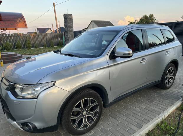 Mitsubishi Outlander III Рестайлинг