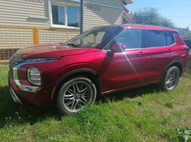 Mitsubishi Outlander IV, 2021, пробег 29330 км