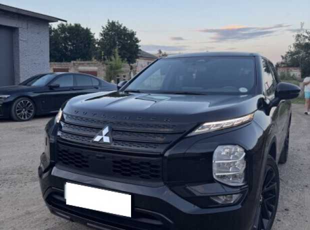 Mitsubishi Outlander IV, 2022, пробег 38000 км