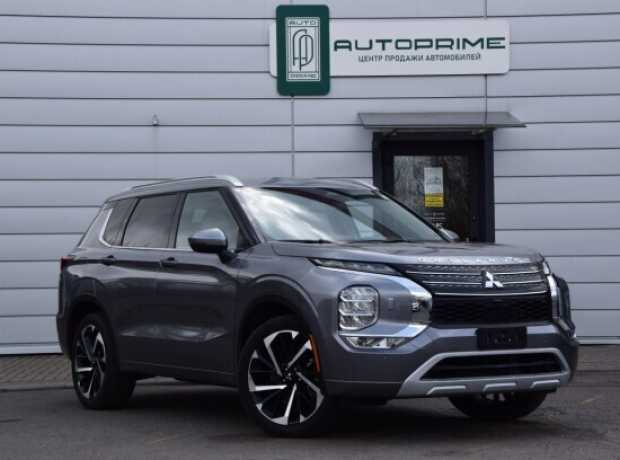 Mitsubishi Outlander IV, 2022, пробег 45000 км