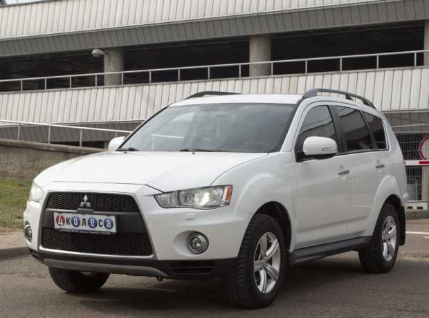 Mitsubishi Outlander XL Рестайлинг