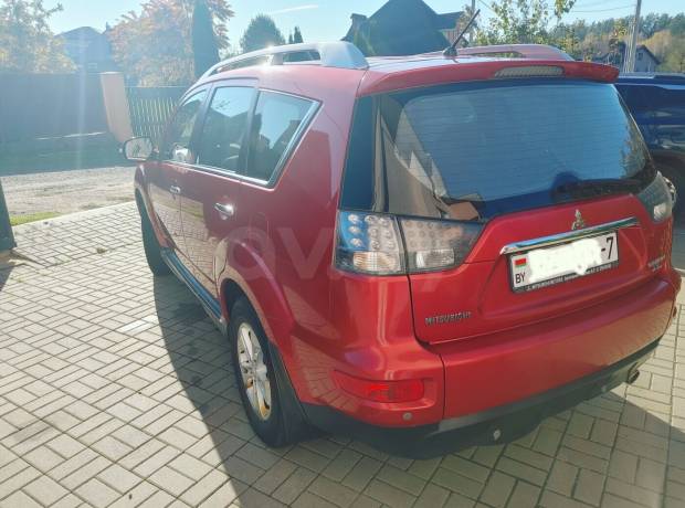 Mitsubishi Outlander XL Рестайлинг