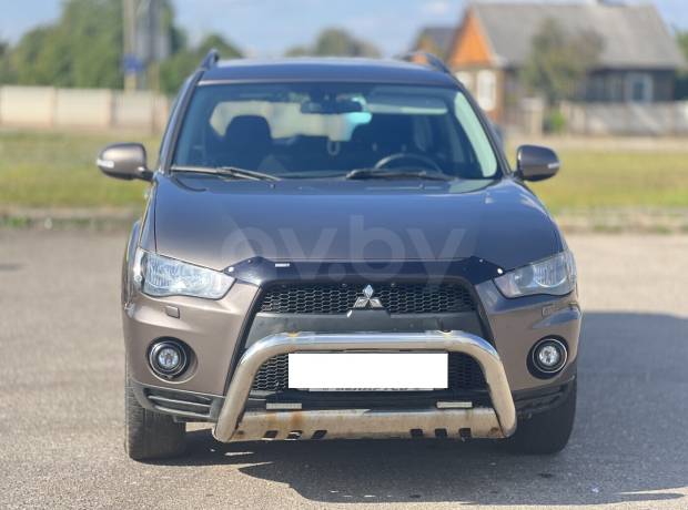 Mitsubishi Outlander XL Рестайлинг