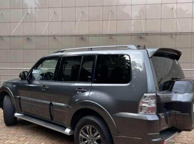 Mitsubishi Pajero IV  2-й рестайлинг, 2014, пробег 154500 км