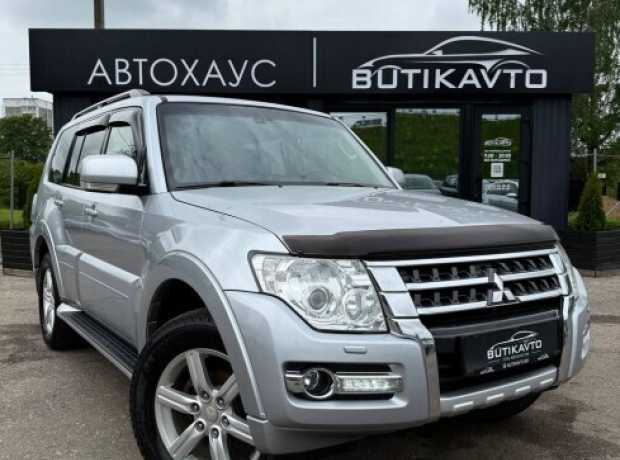 Mitsubishi Pajero IV  2-й рестайлинг, 2015, пробег 144000 км