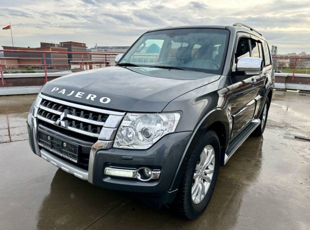 Mitsubishi Pajero IV 2-й рестайлинг