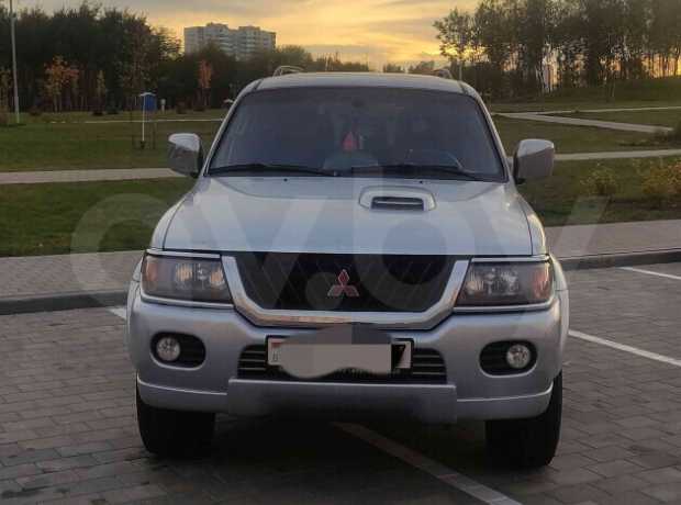 Mitsubishi Pajero Sport I