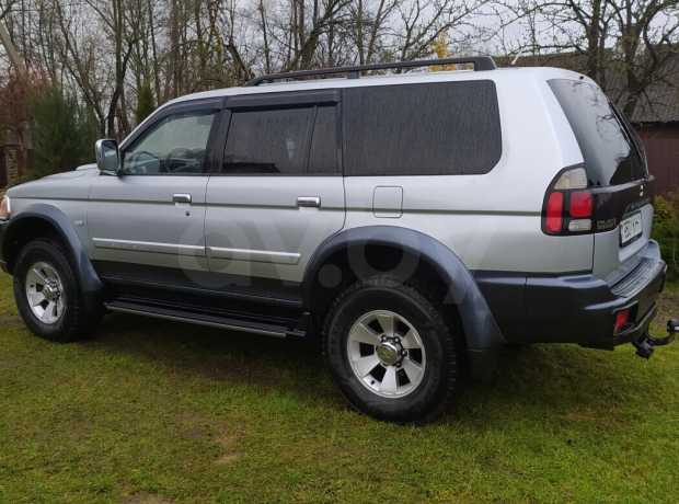 Mitsubishi Pajero Sport I