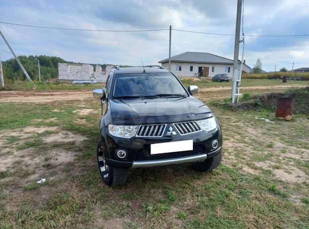 Mitsubishi Pajero Sport II