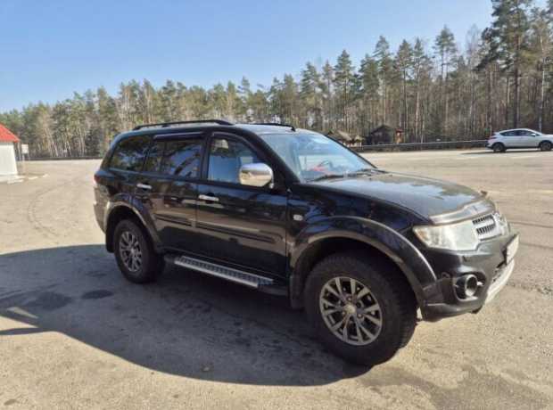 Mitsubishi Pajero Sport II  Рестайлинг, 2013, пробег 270000 км