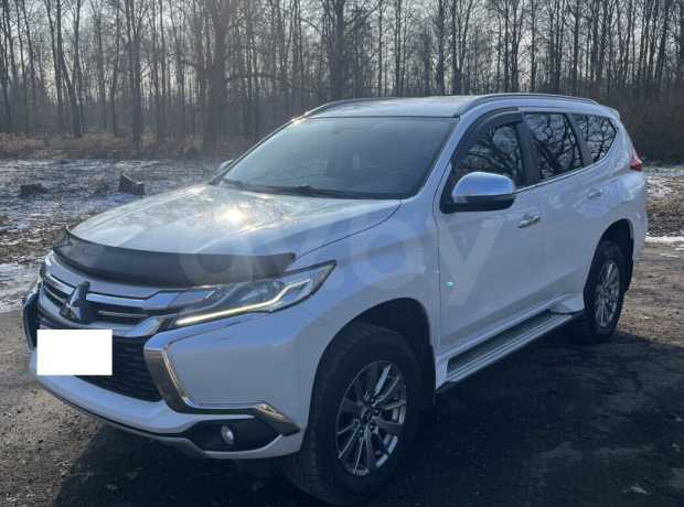 Mitsubishi Pajero Sport III