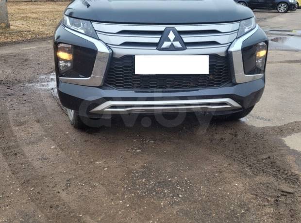 Mitsubishi Pajero Sport III Рестайлинг