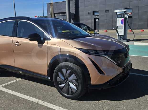 Nissan Ariya I