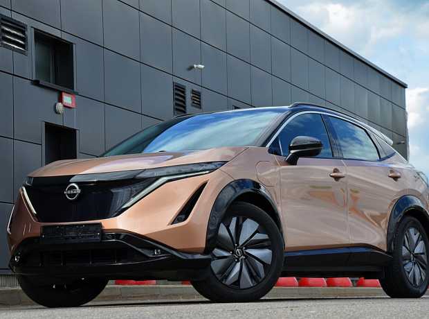 Nissan Ariya I