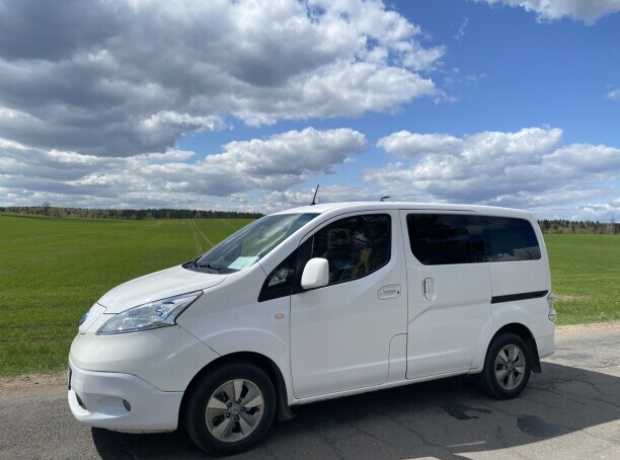 Nissan e-NV200 , 2018, пробег 215000 км