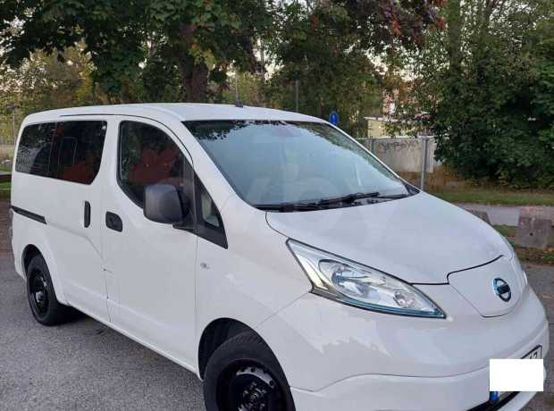 Nissan e-NV200 I