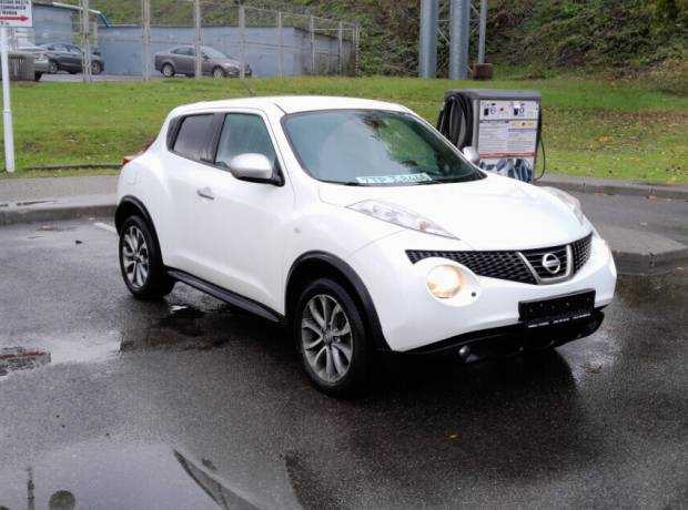 Nissan Juke YF15