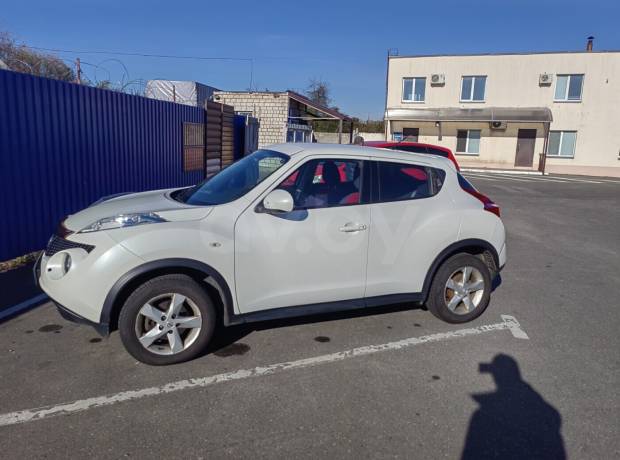 Nissan Juke YF15