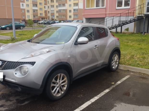 Nissan Juke YF15