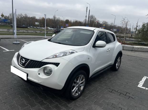 Nissan Juke YF15