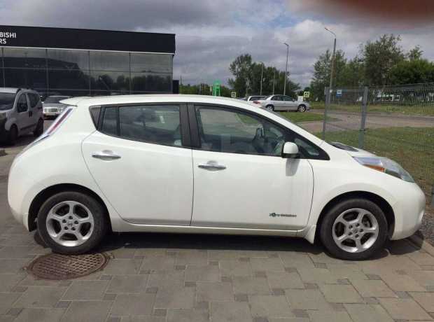 Nissan Leaf I