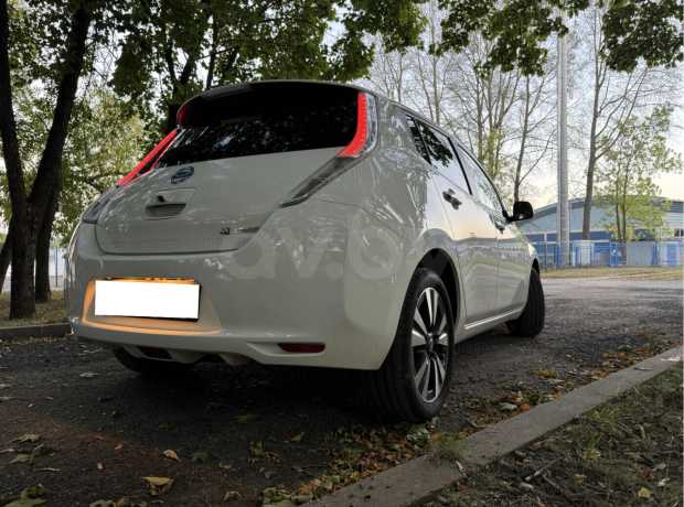 Nissan Leaf I