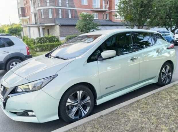 Nissan Leaf II, 2018, пробег 98000 км