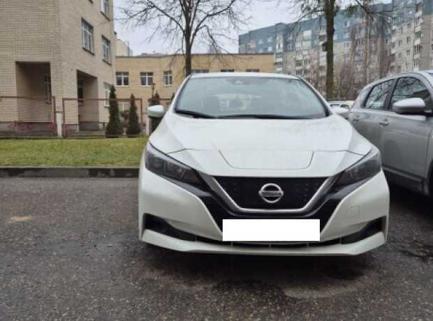 Nissan Leaf II, 2021, пробег 64000 км