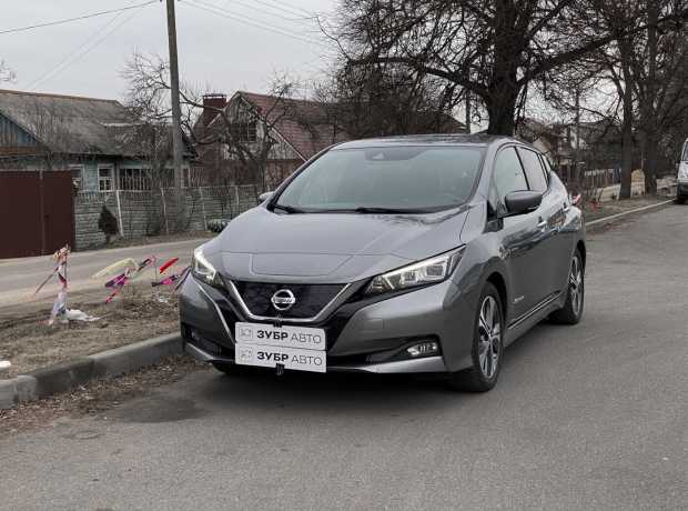 Nissan Leaf II