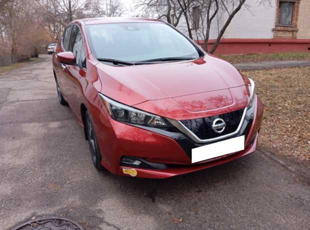 Nissan Leaf II