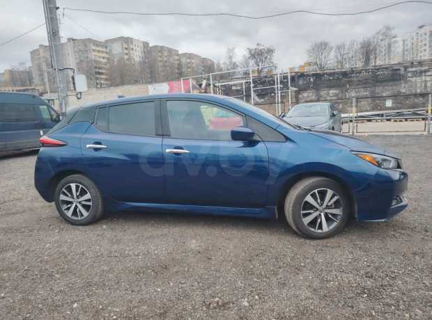Nissan Leaf II