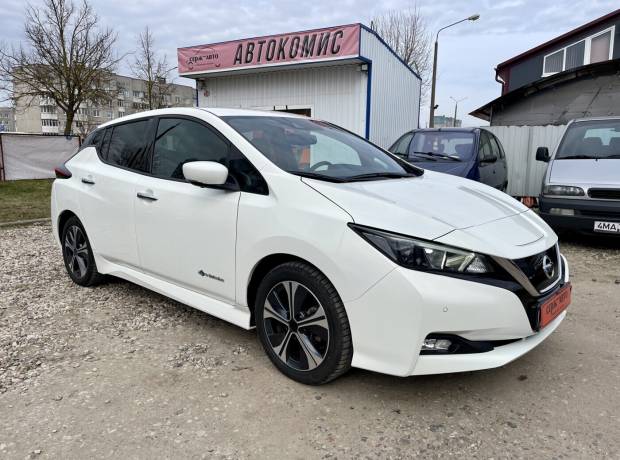 Nissan Leaf II