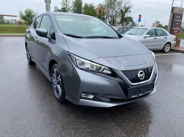 Nissan Leaf II