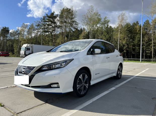 Nissan Leaf II