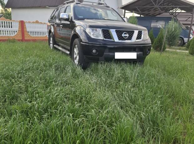 Nissan Navara D40