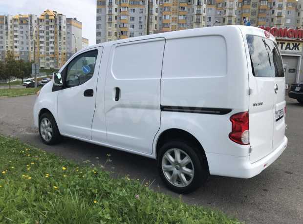 Nissan NV200 I