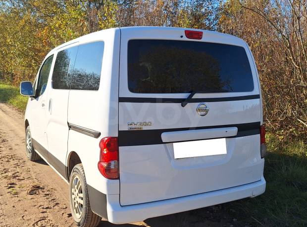 Nissan NV200 I