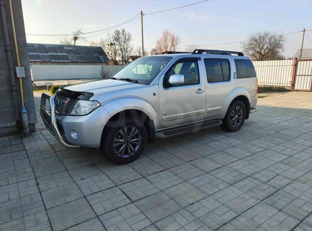 Nissan Pathfinder R51 Рестайлинг