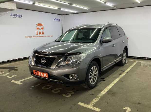Nissan Pathfinder R52