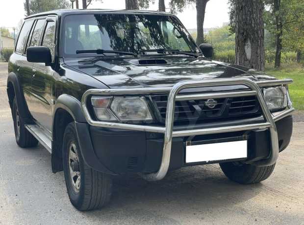 Nissan Patrol Y61