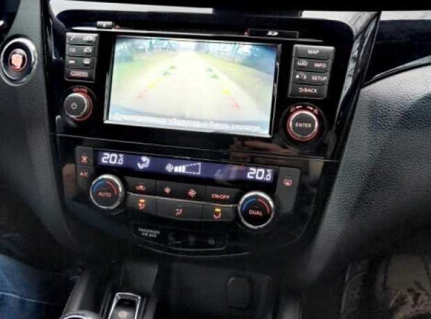 Nissan Qashqai II, 2014, пробег 215000 км