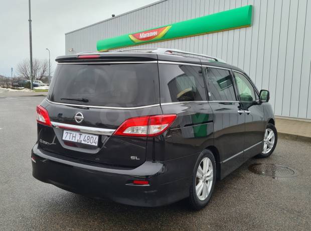 Nissan Quest IV