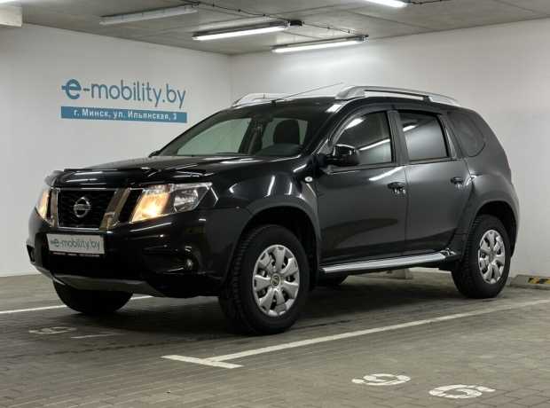 Nissan Terrano D10