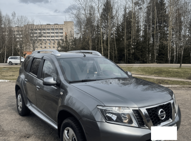 Nissan Terrano D10