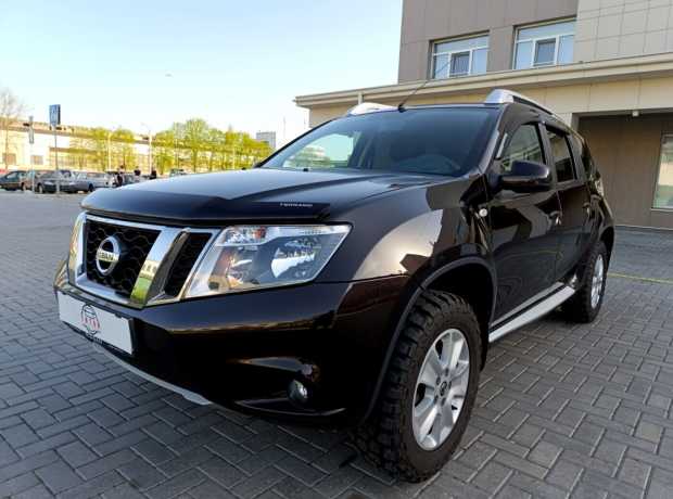 Nissan Terrano D10