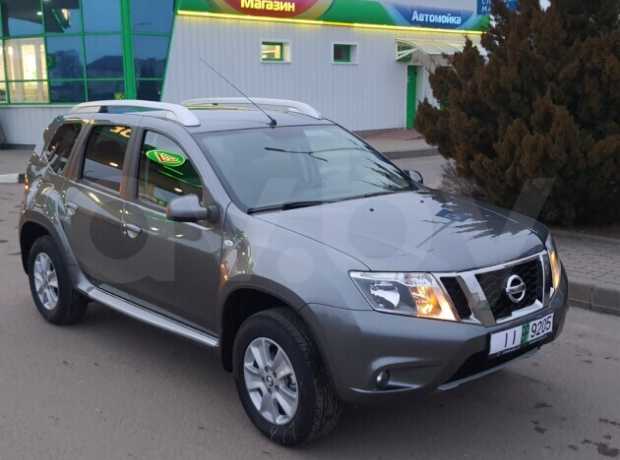 Nissan Terrano D10