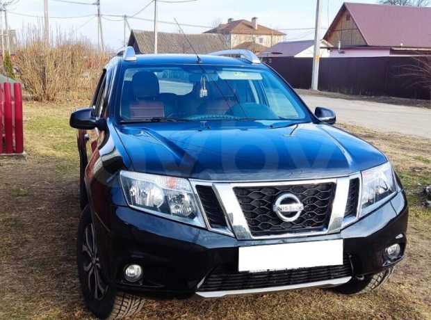 Nissan Terrano D10