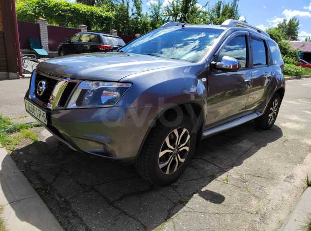 Nissan Terrano D10