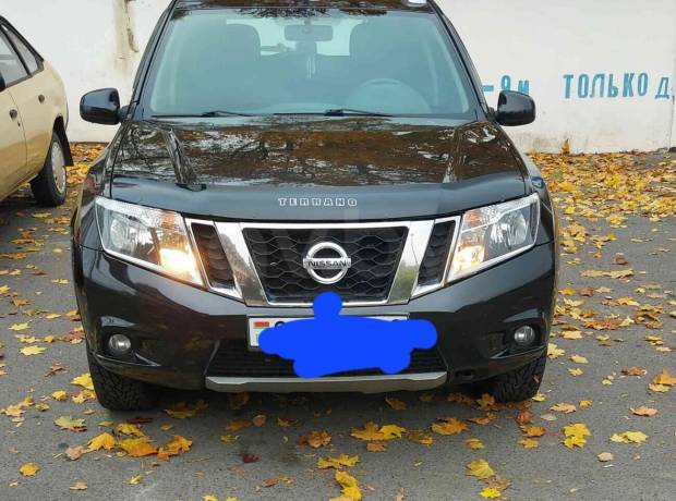 Nissan Terrano D10