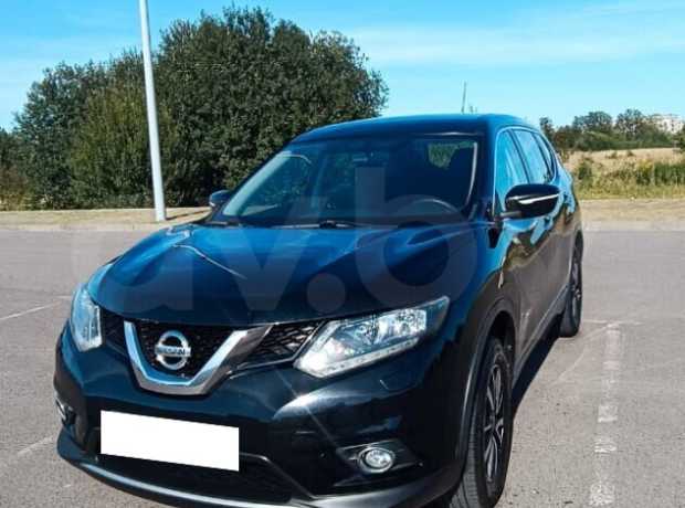 Nissan X-Trail III (T32)